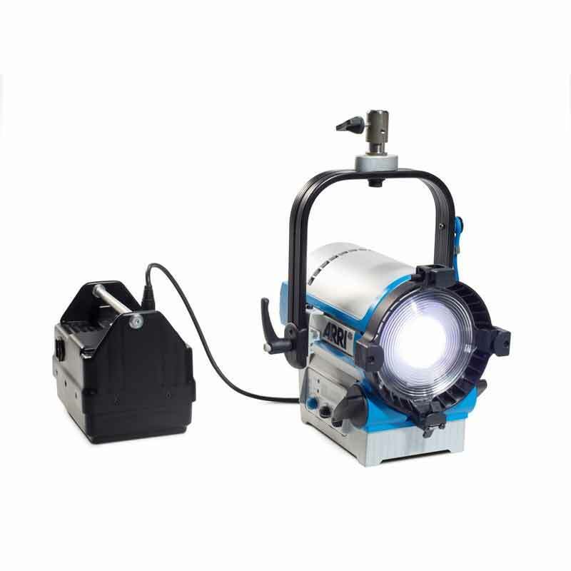 ARRI L0.0001955, L5-C Stand-Mount blau/silber 3 m Schuko Stecker – Bild 3